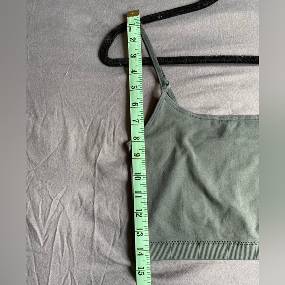NWT Dynamite Green Seamless Bralette Top. Extra Small, Medium and Large - Picture 10 of 13